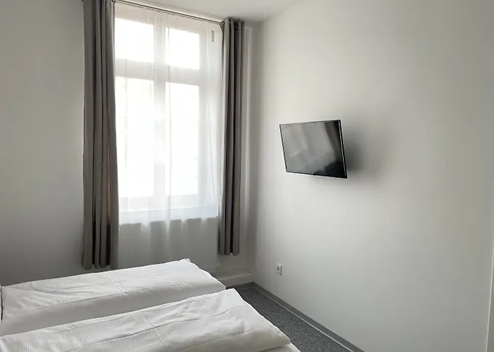 Hotel-am-bahnhof Stuttgart-ditzingen Hotel