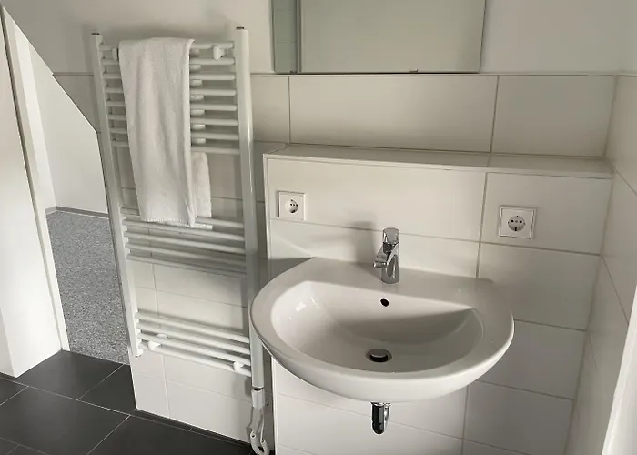 Hotel-am-bahnhof Stuttgart-ditzingen Hotel 2*